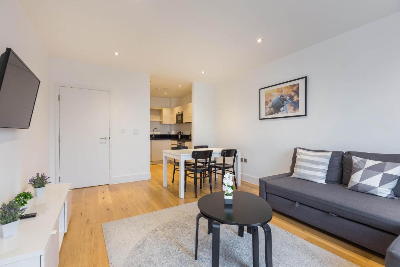 Portobello Apt With Floor-To-Ceiling Views Londres Exterior foto