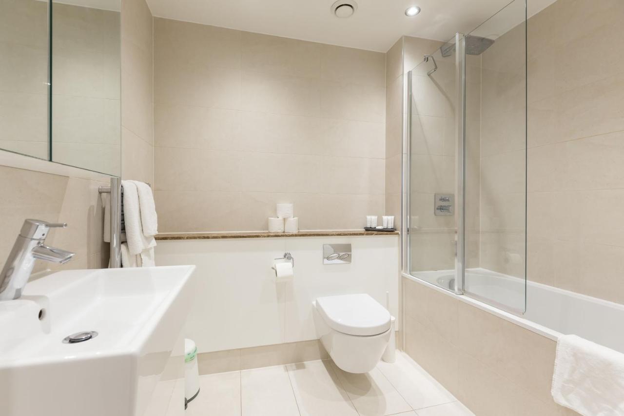 Portobello Apt With Floor-To-Ceiling Views Londres Exterior foto