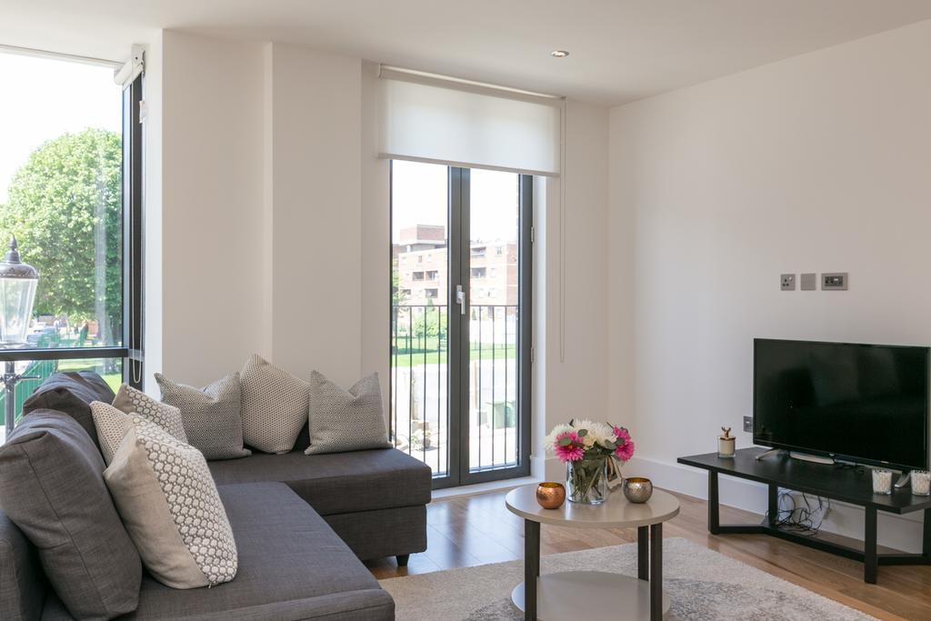 Portobello Apt With Floor-To-Ceiling Views Londres Exterior foto