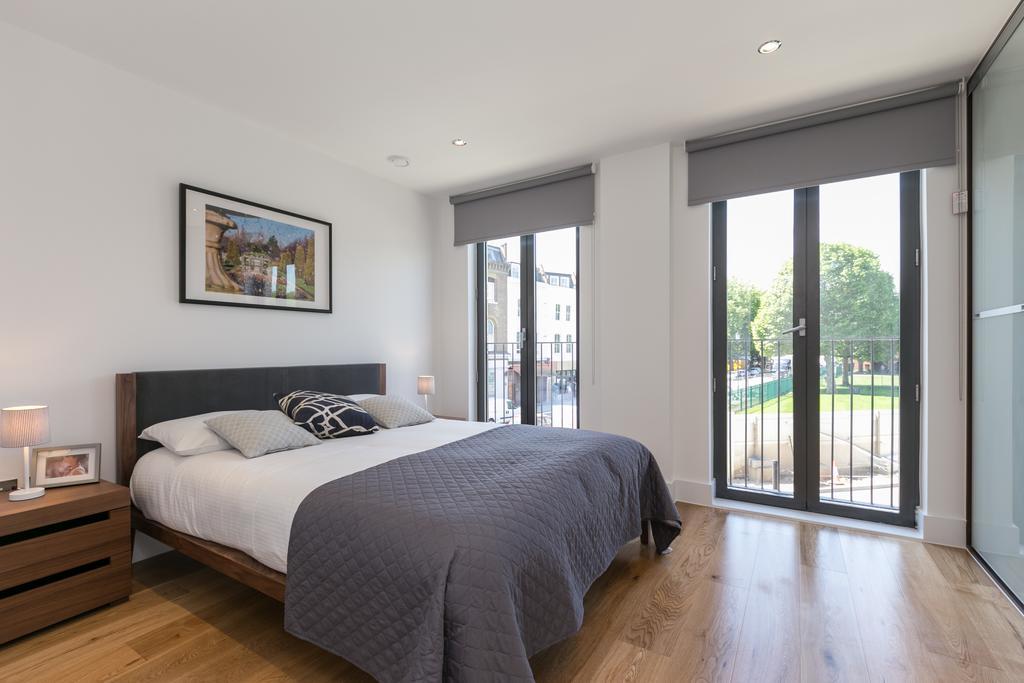 Portobello Apt With Floor-To-Ceiling Views Londres Exterior foto