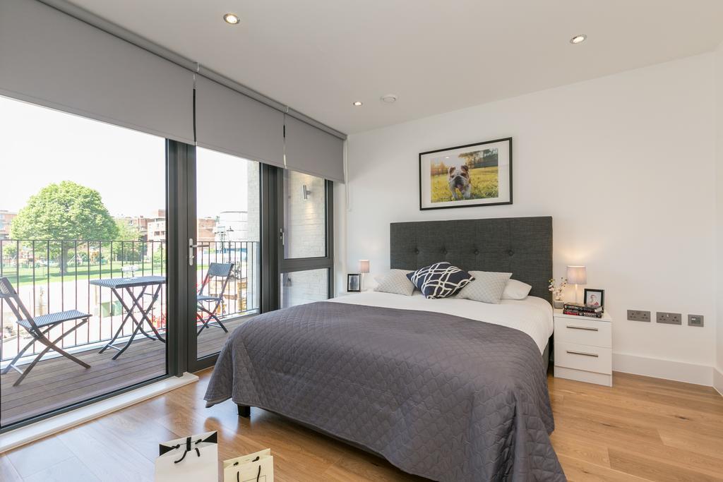 Portobello Apt With Floor-To-Ceiling Views Londres Exterior foto