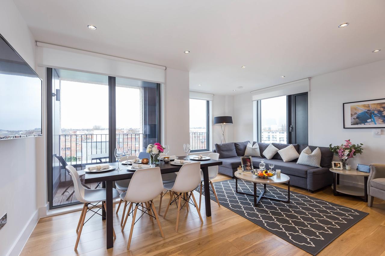 Portobello Apt With Floor-To-Ceiling Views Londres Exterior foto
